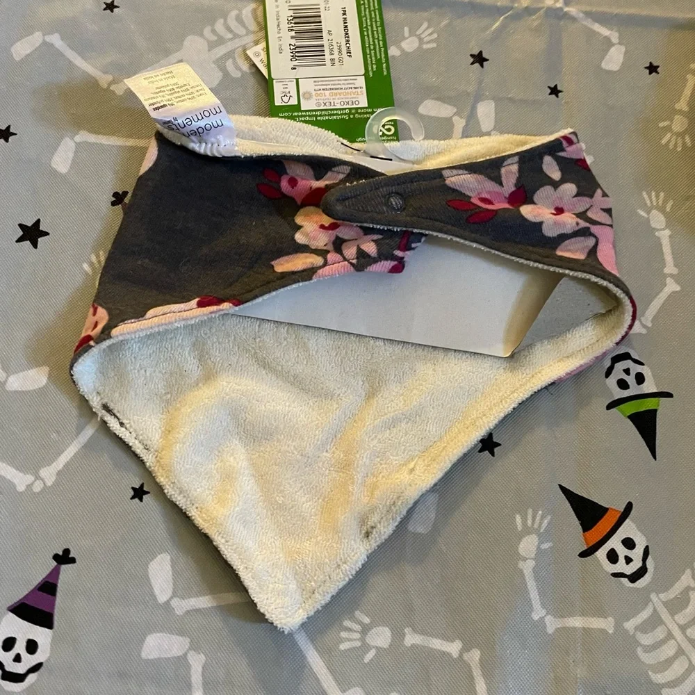 Gerber Modern Moments Girl’s Bib New